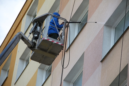 2016, čištění fasády - detail
